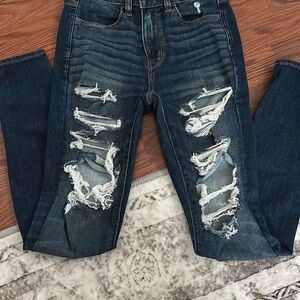American Eagle Outfitters High Rise Blue Jeans with Distressed Details